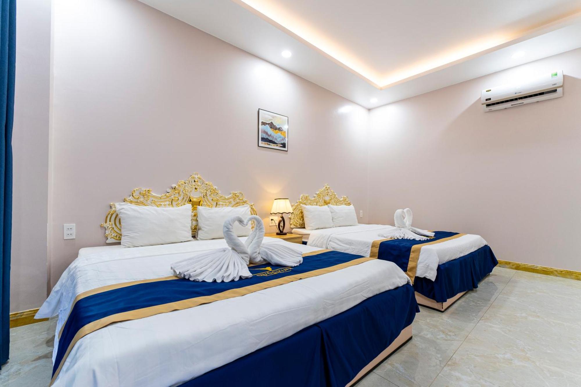 Quoc Vinh Hotel Rạch Giá Exterior photo