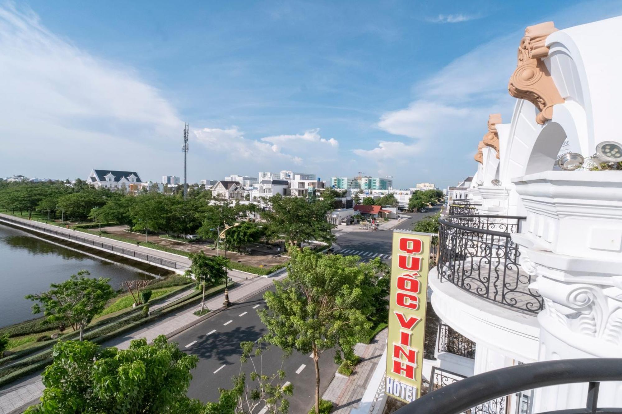 Quoc Vinh Hotel Rạch Giá Exterior photo